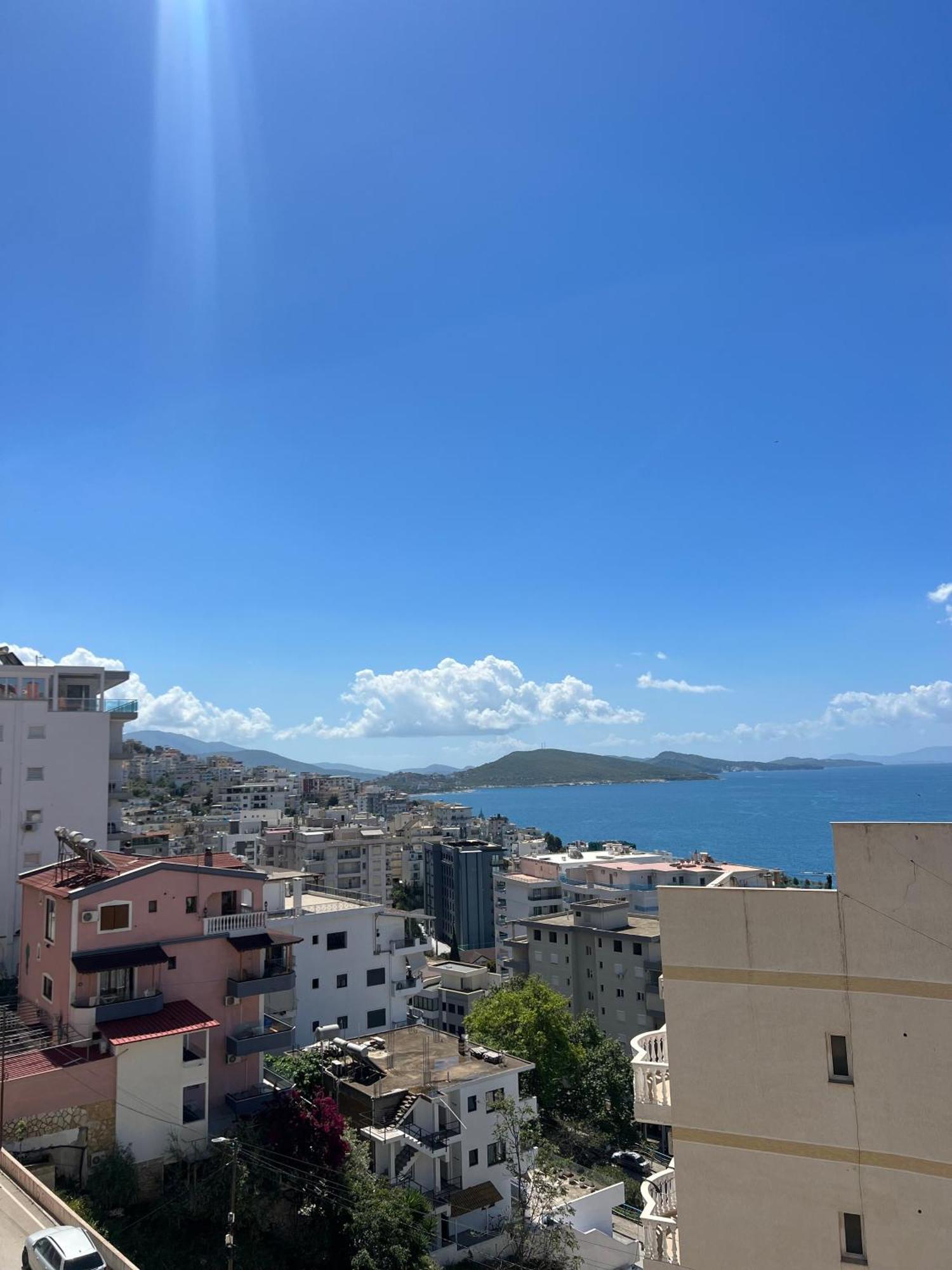 Ansi Paradiso Apartaments Sarandë Esterno foto
