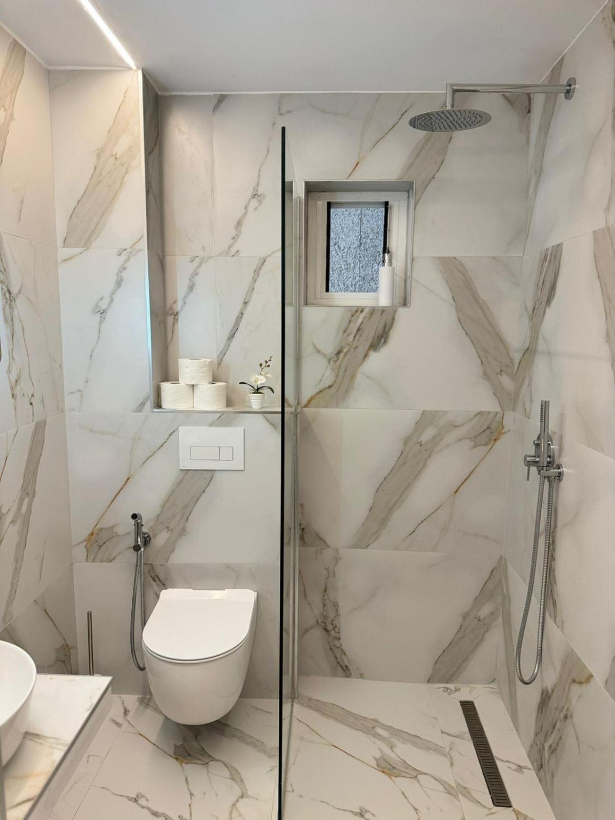Ansi Paradiso Apartaments Sarandë Esterno foto